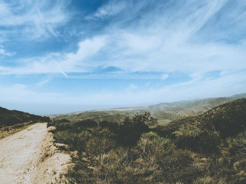 极简主义方块<br>qyi4ujty.cn 纽曼拉链画